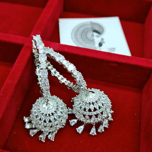 KASHMIRA ring jhumkas (silver-white)