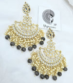 Load image into Gallery viewer, RUHI danglers
