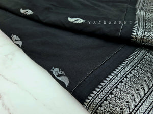 Kalyani Cotton Saree - Silver Zari : Black