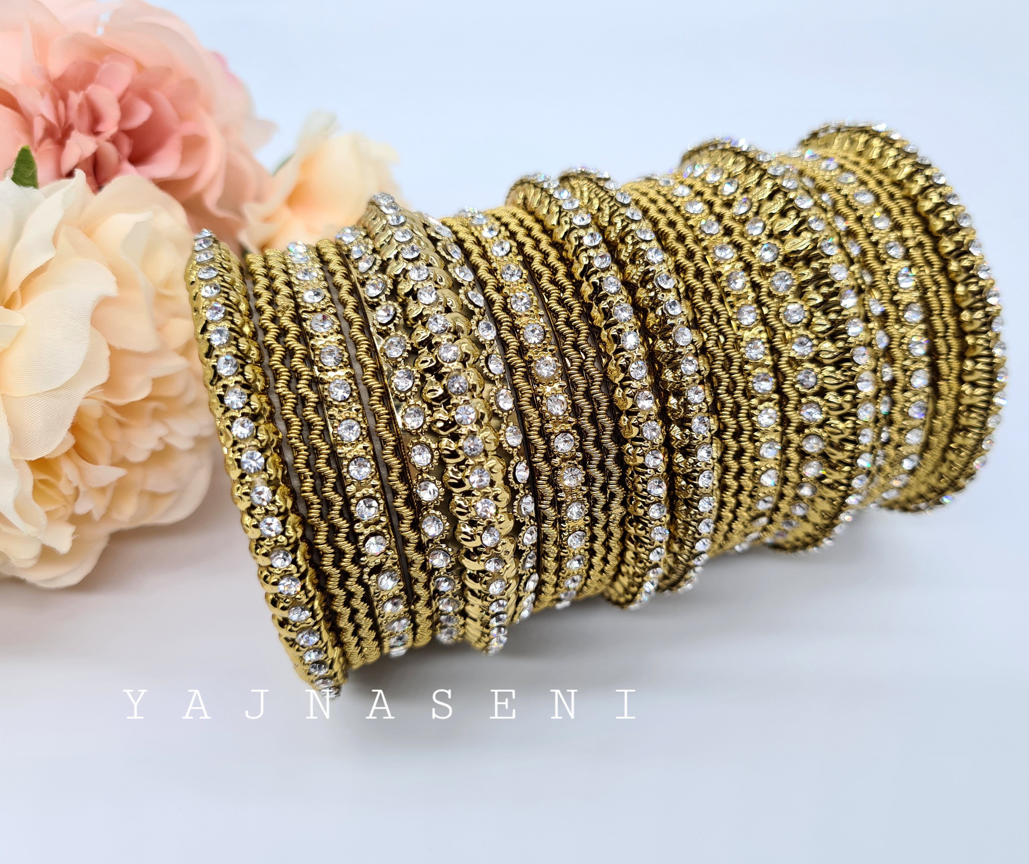 PRAACHI Bangle set (Bronzegold)