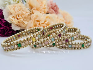 SHREYA - set of 4 bangles (multicolour)