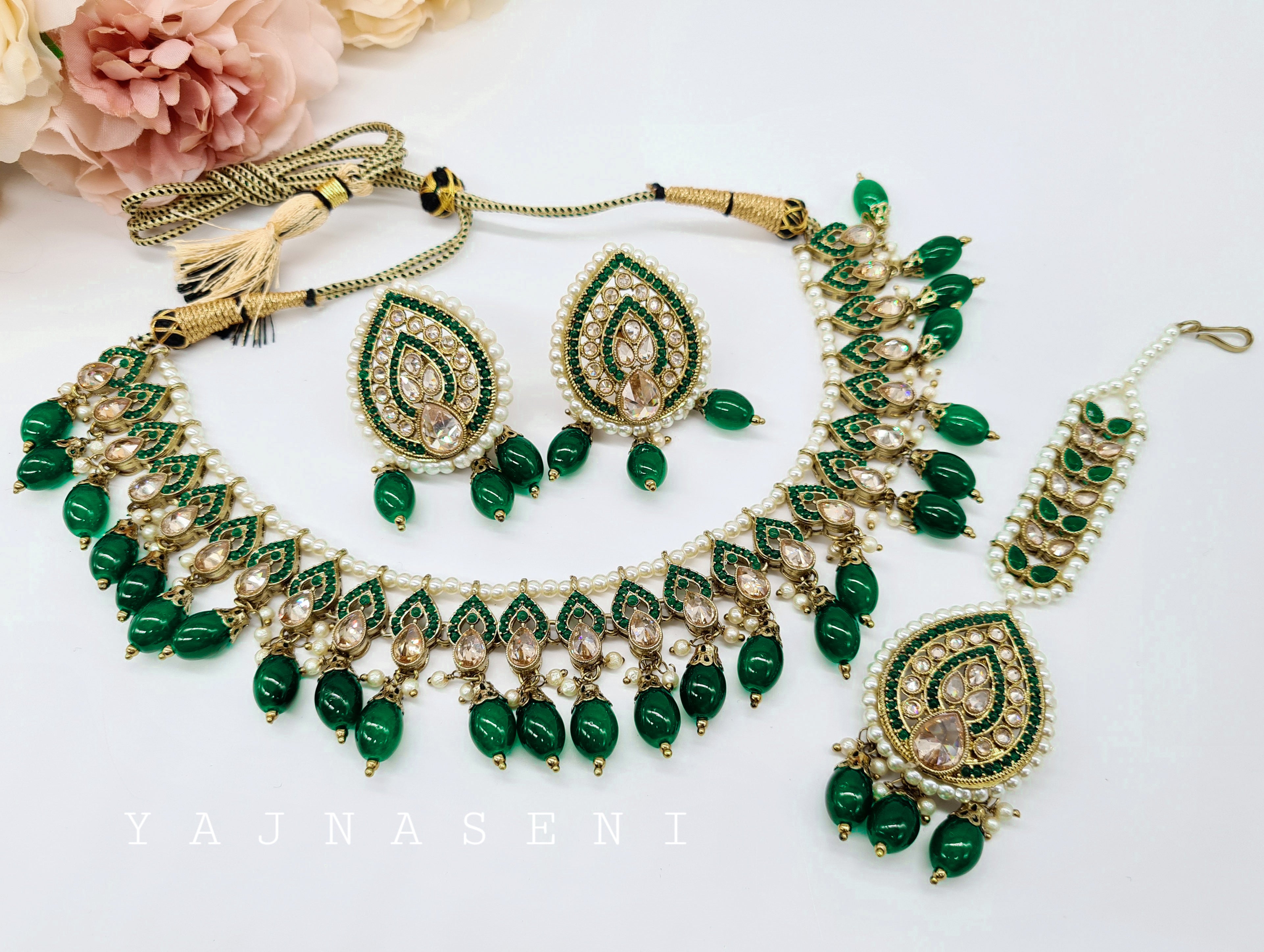 ZEENAT (gold)