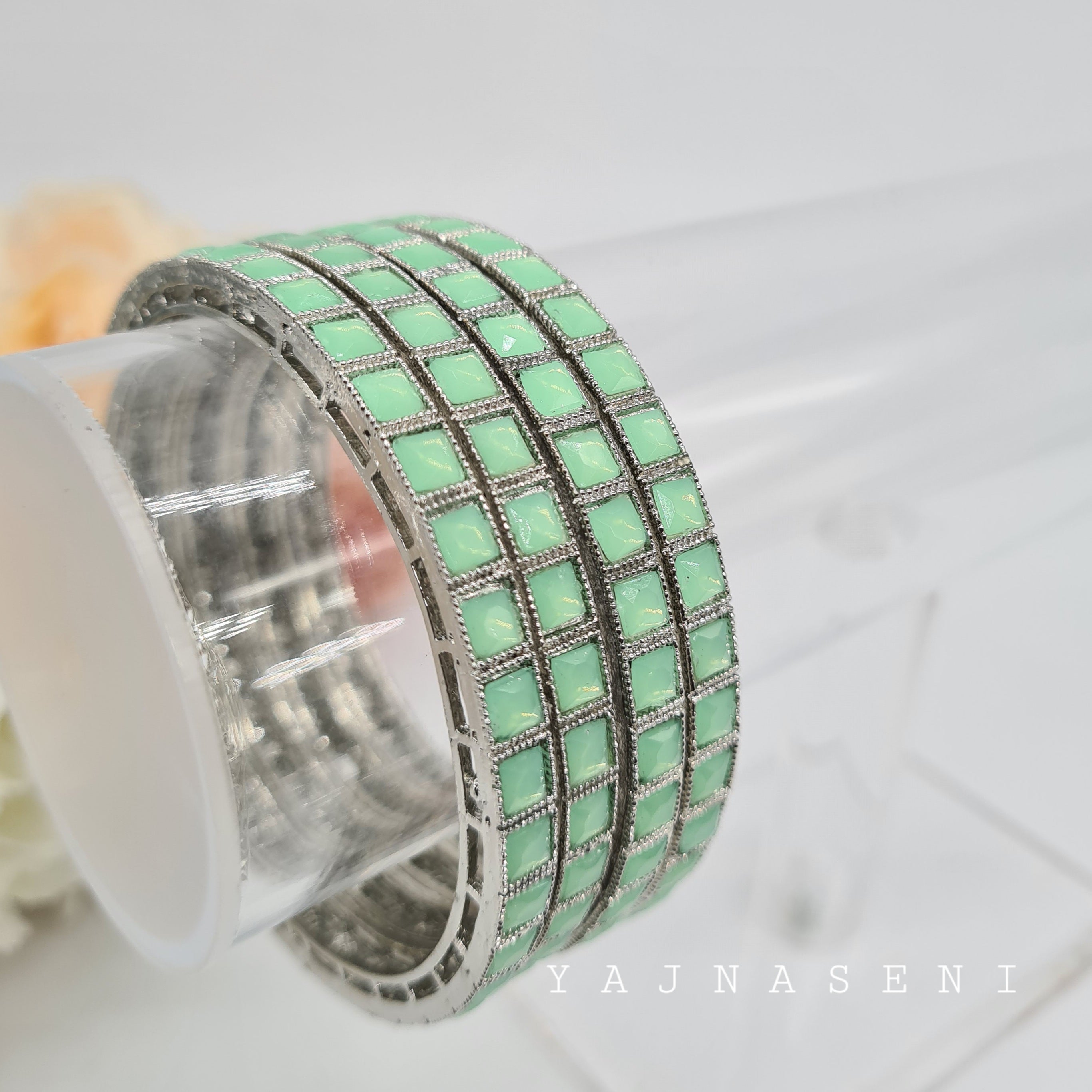 PACHI - set of 4 bangles (mint)