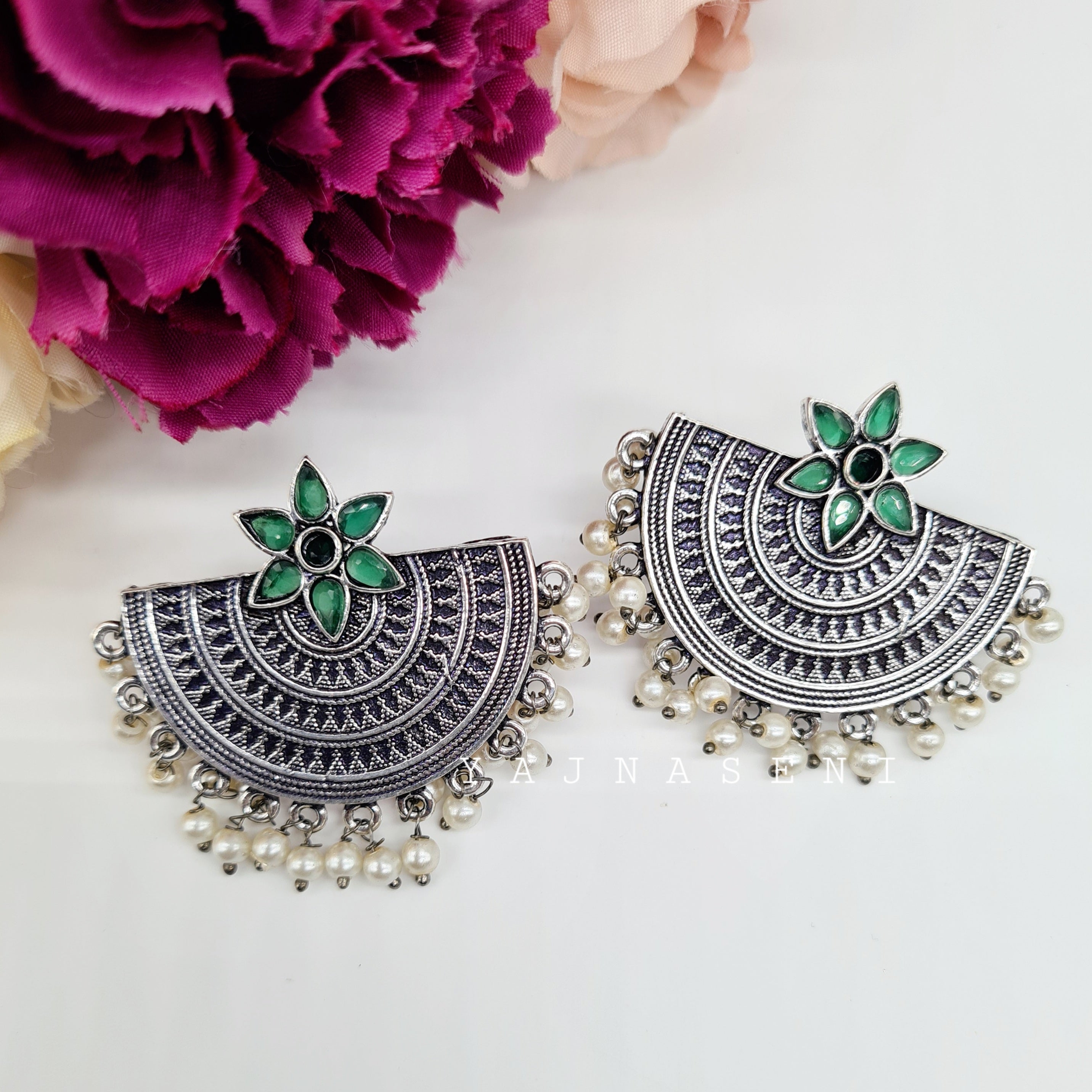 NIRA studs