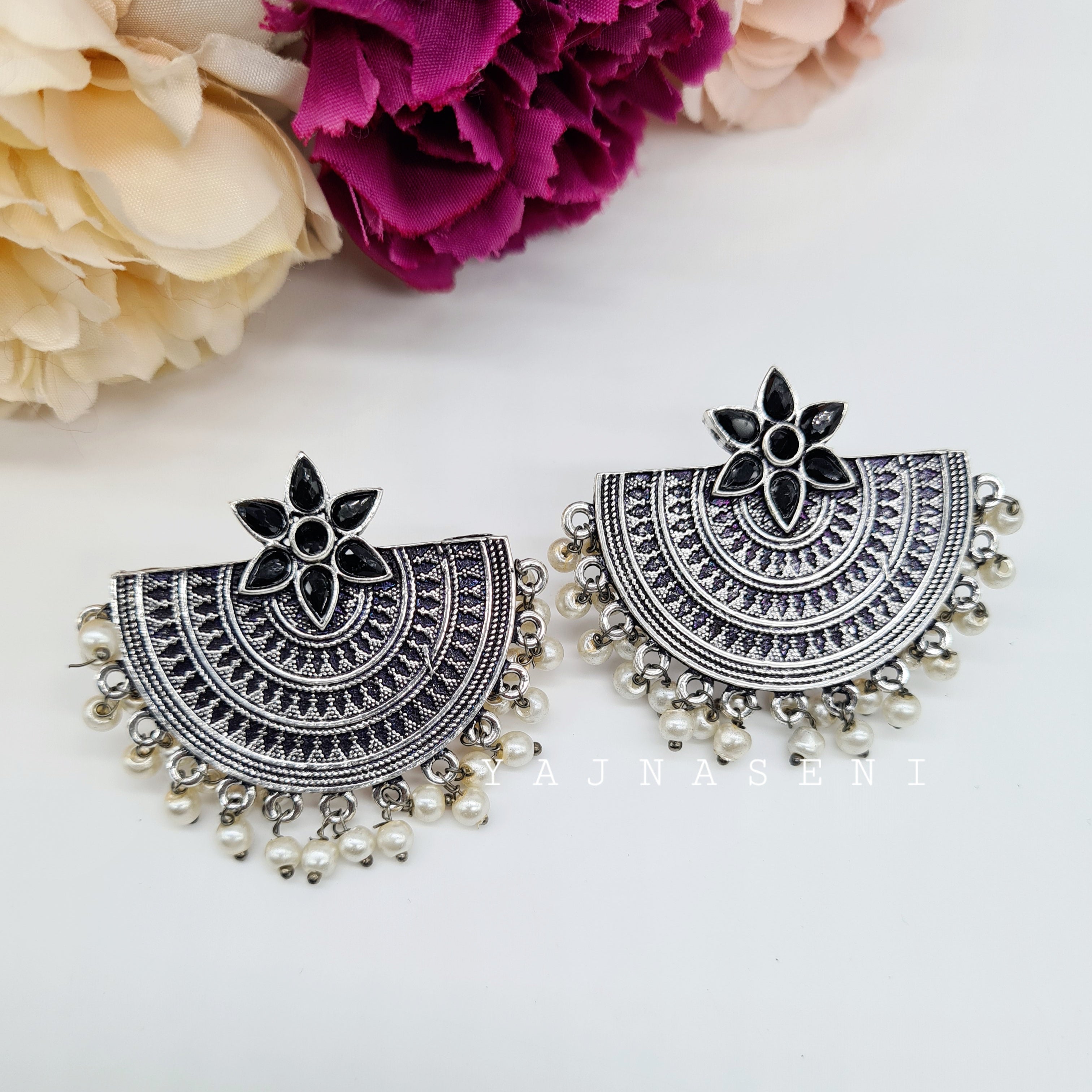NIRA studs