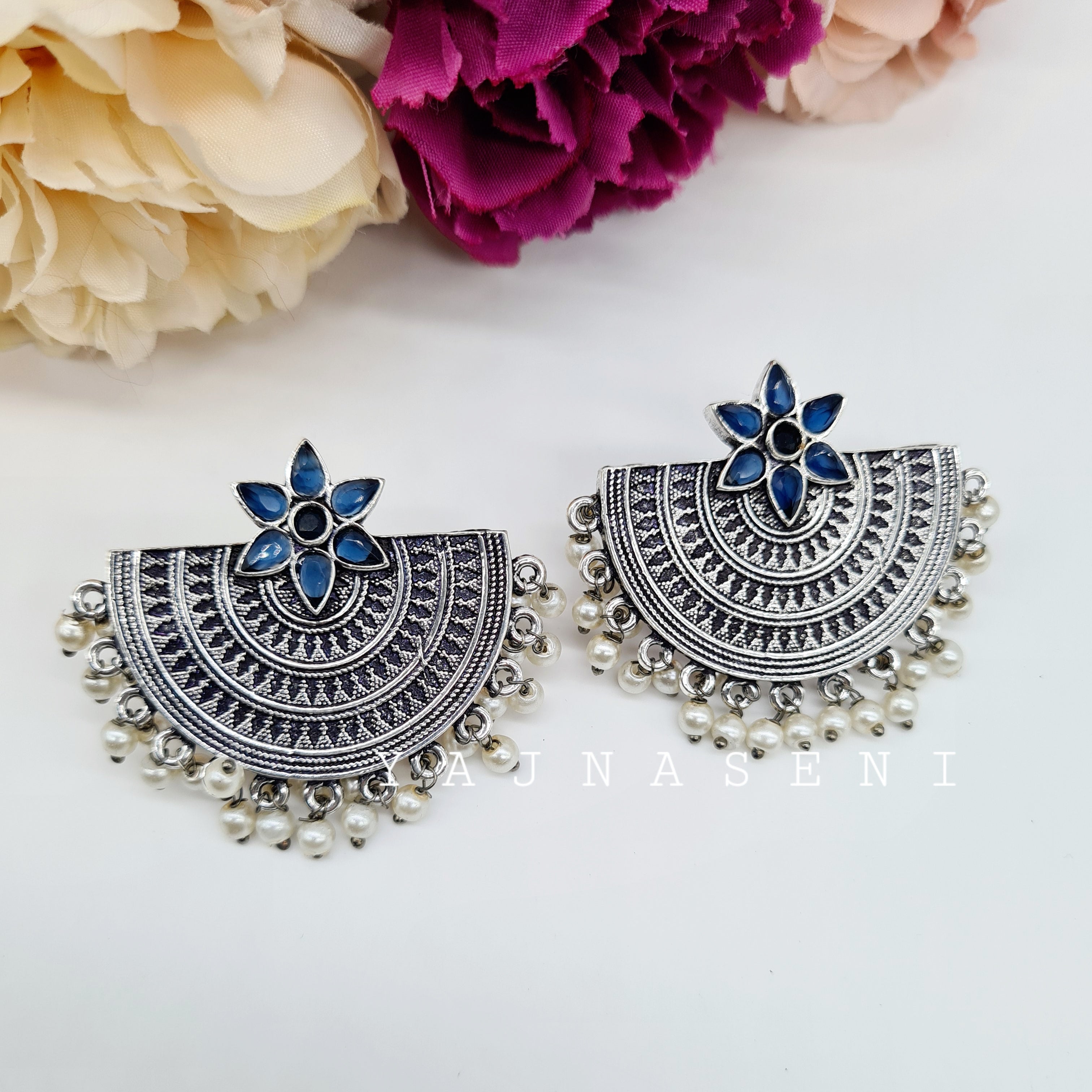 NIRA studs