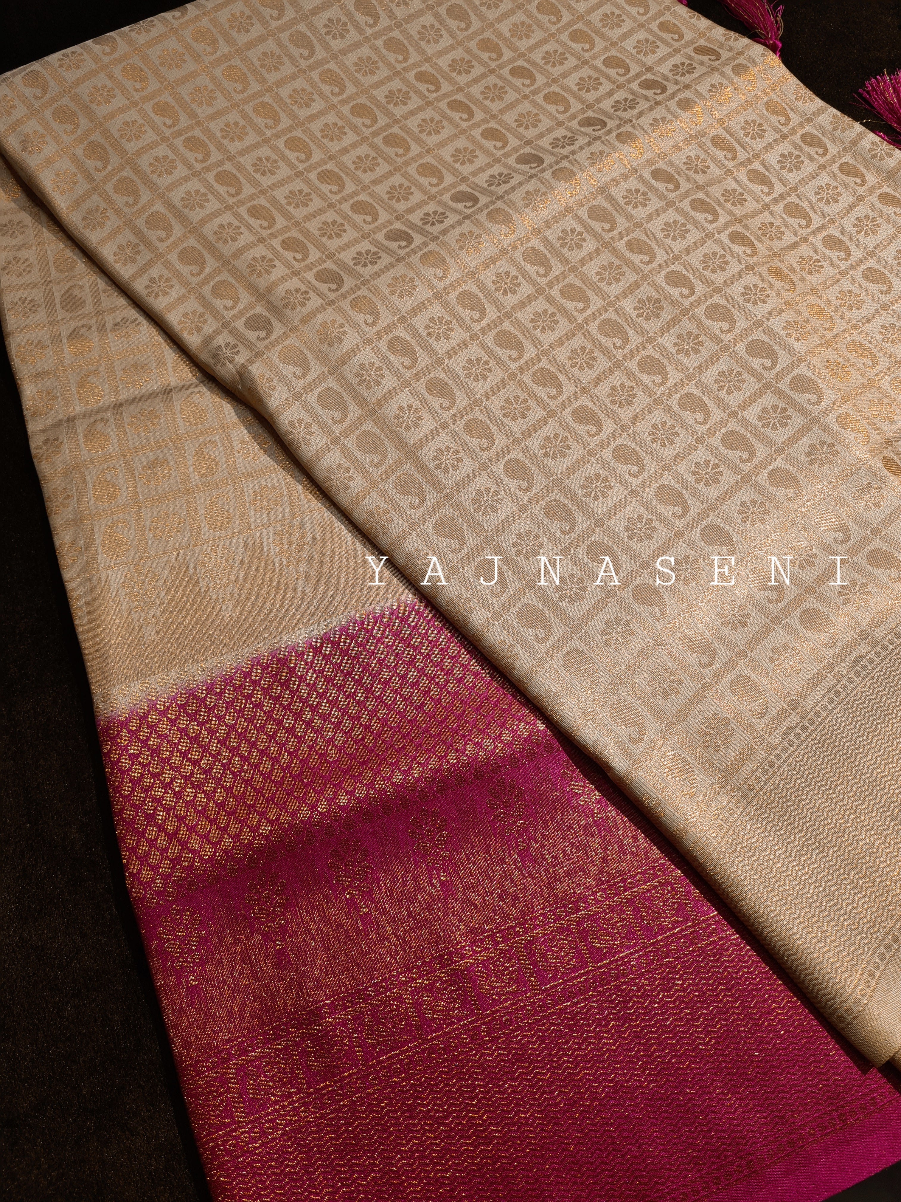 Banarasi Soft Silk Copper Zari Saree - Ivory x Magenta Pink