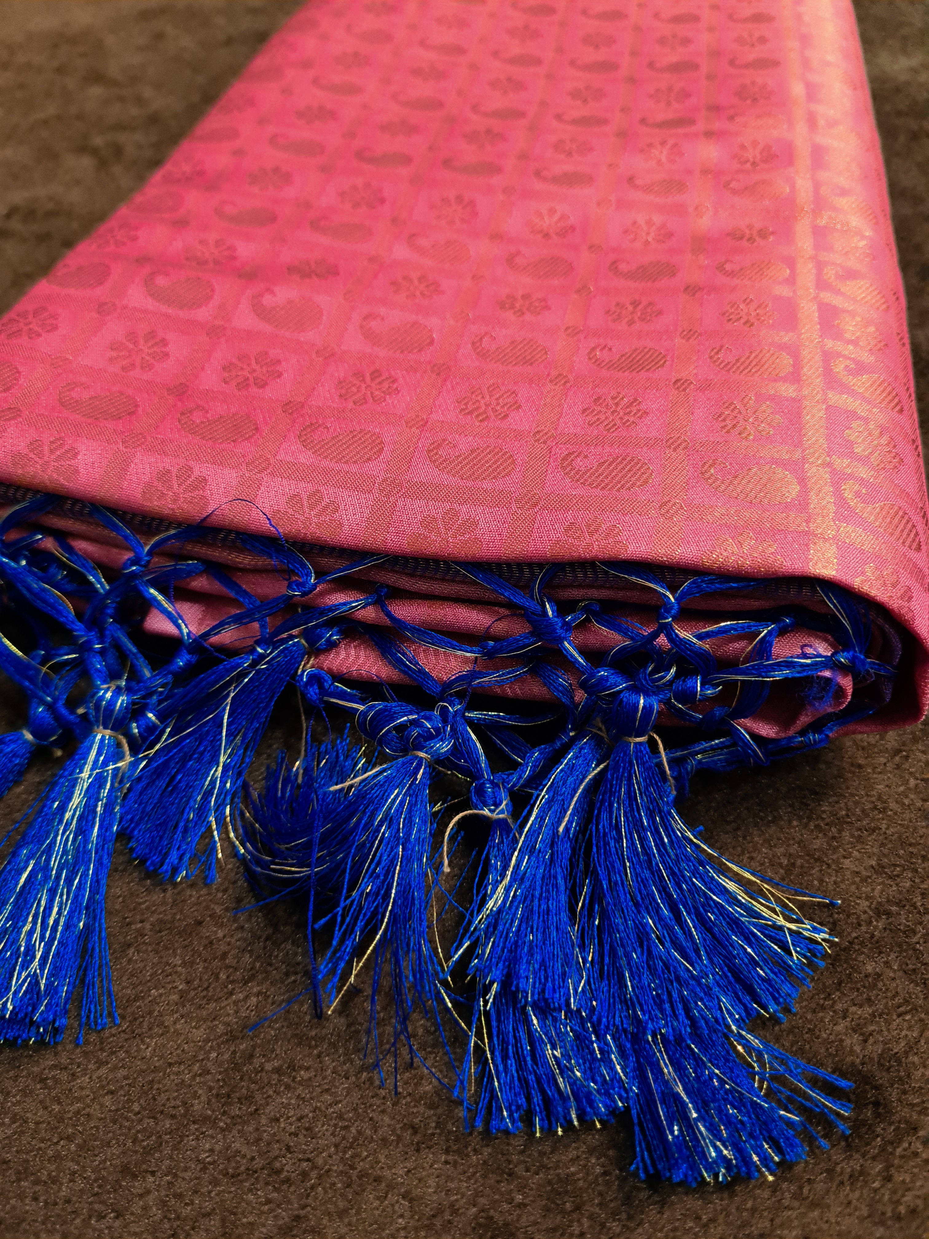 Banarasi Soft Silk Copper Zari Saree - Coral Pink x Navy