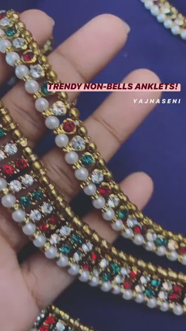 Anklet - Red Green stones (Gold)