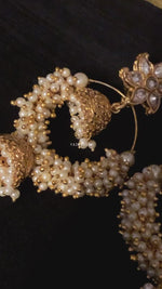 Load and play video in Gallery viewer, Flower stud clustered pearl dangler
