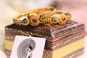 Rani-Green Gold Kada Bangle