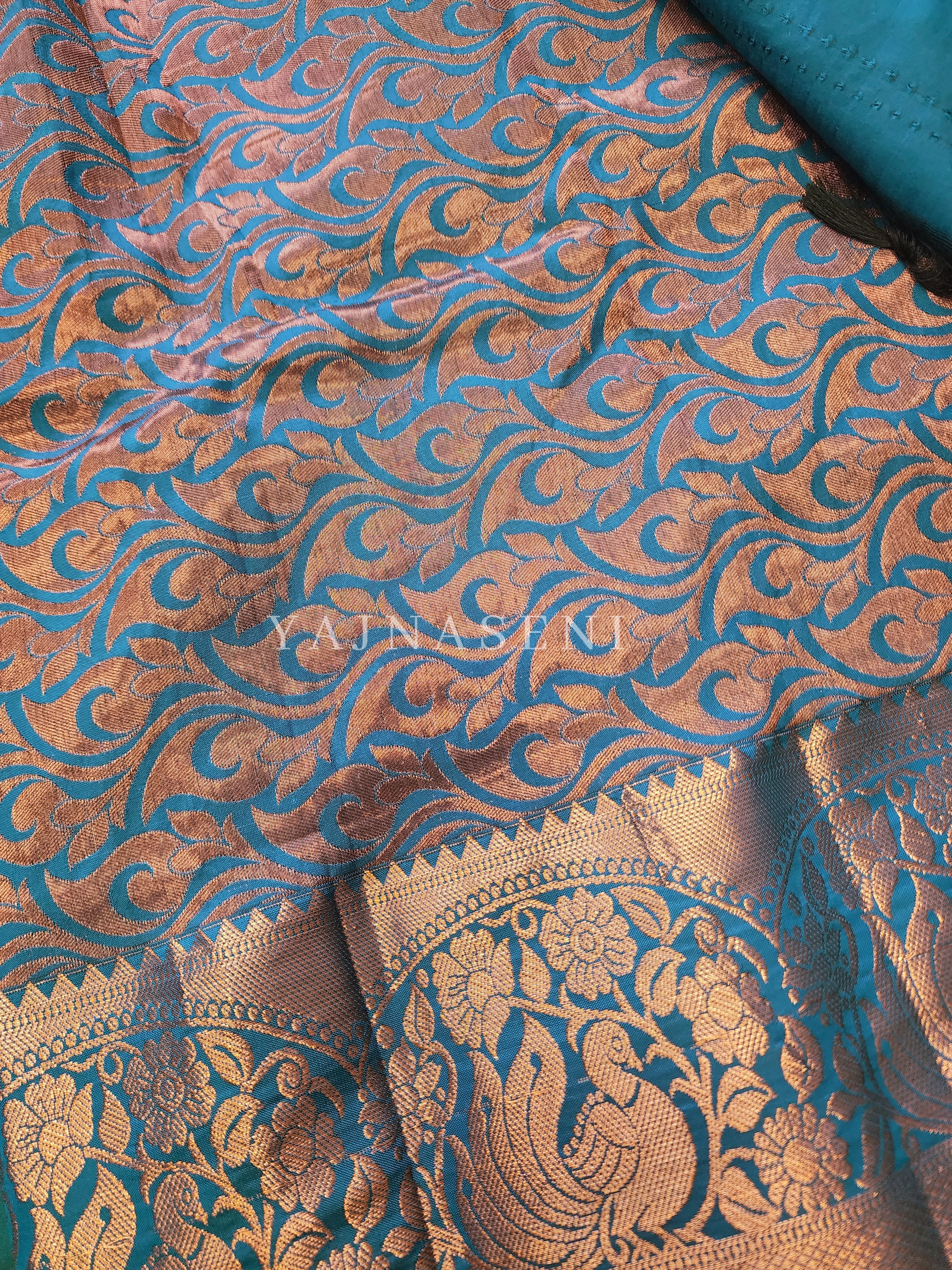 Kanchi semi soft silk x Copper zari saree - Teal