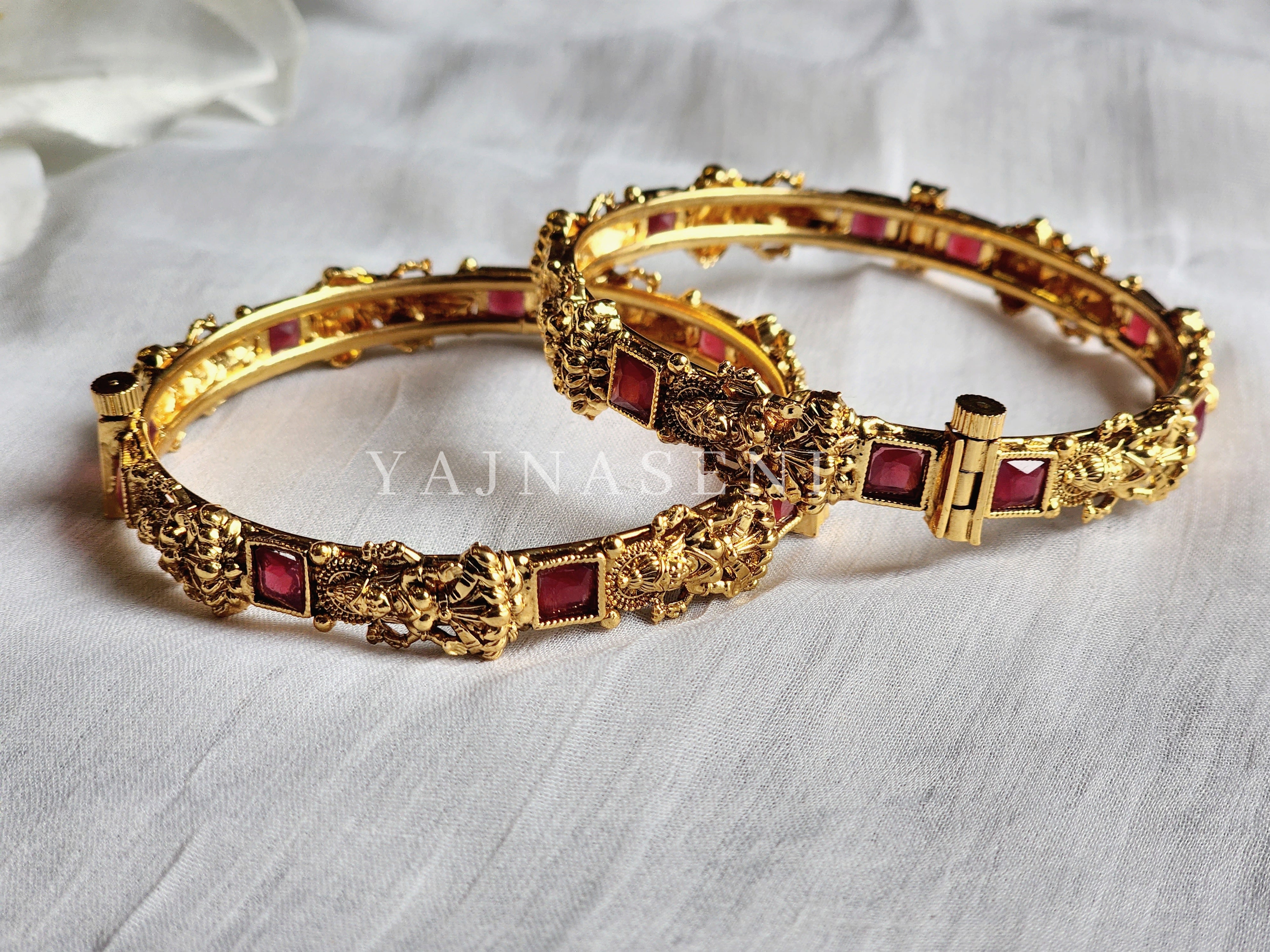 GAURI - pair of kada, screw type