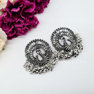 Ghungaroo studs