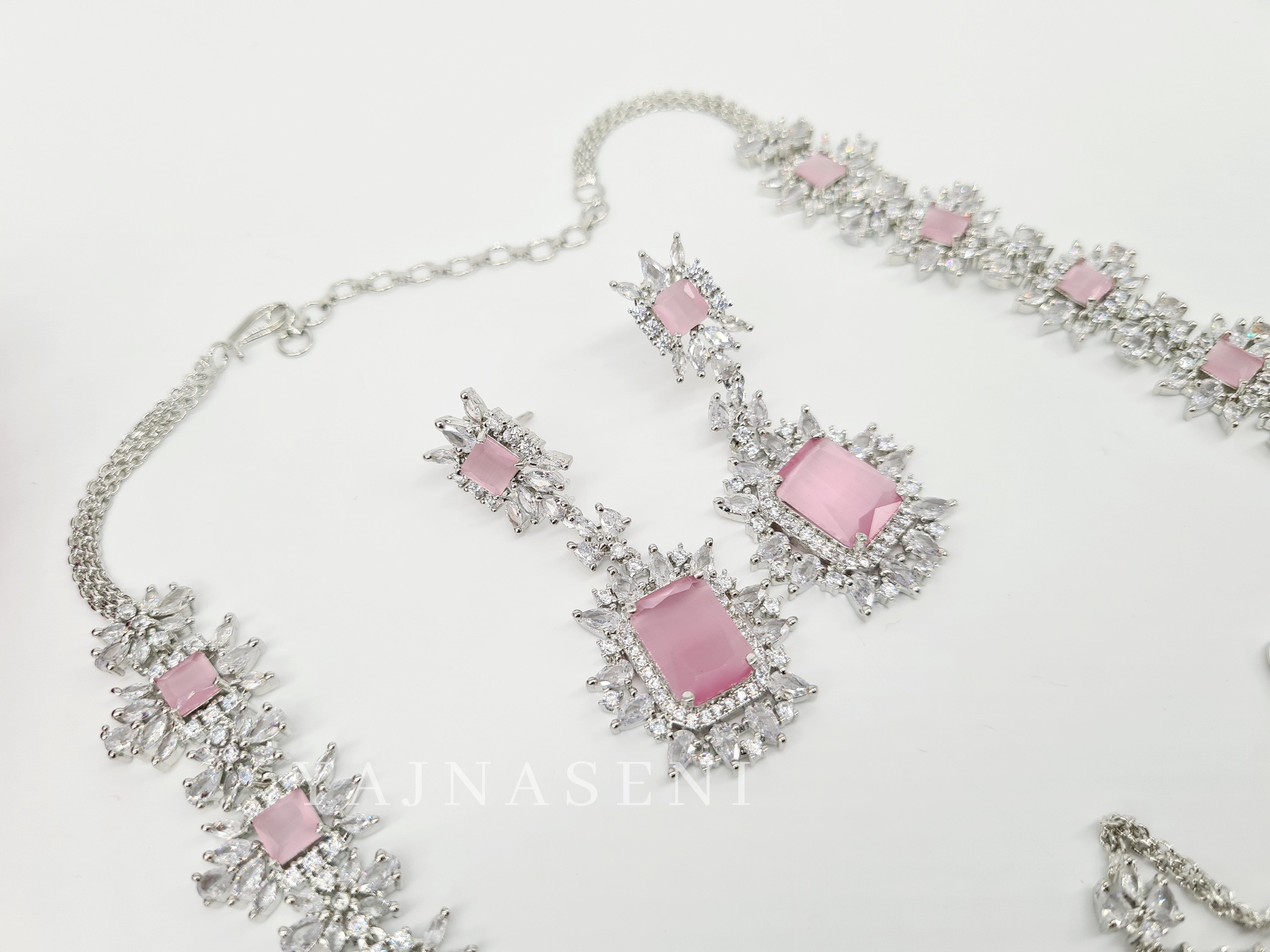 DIANA (necklace) - silver x pink