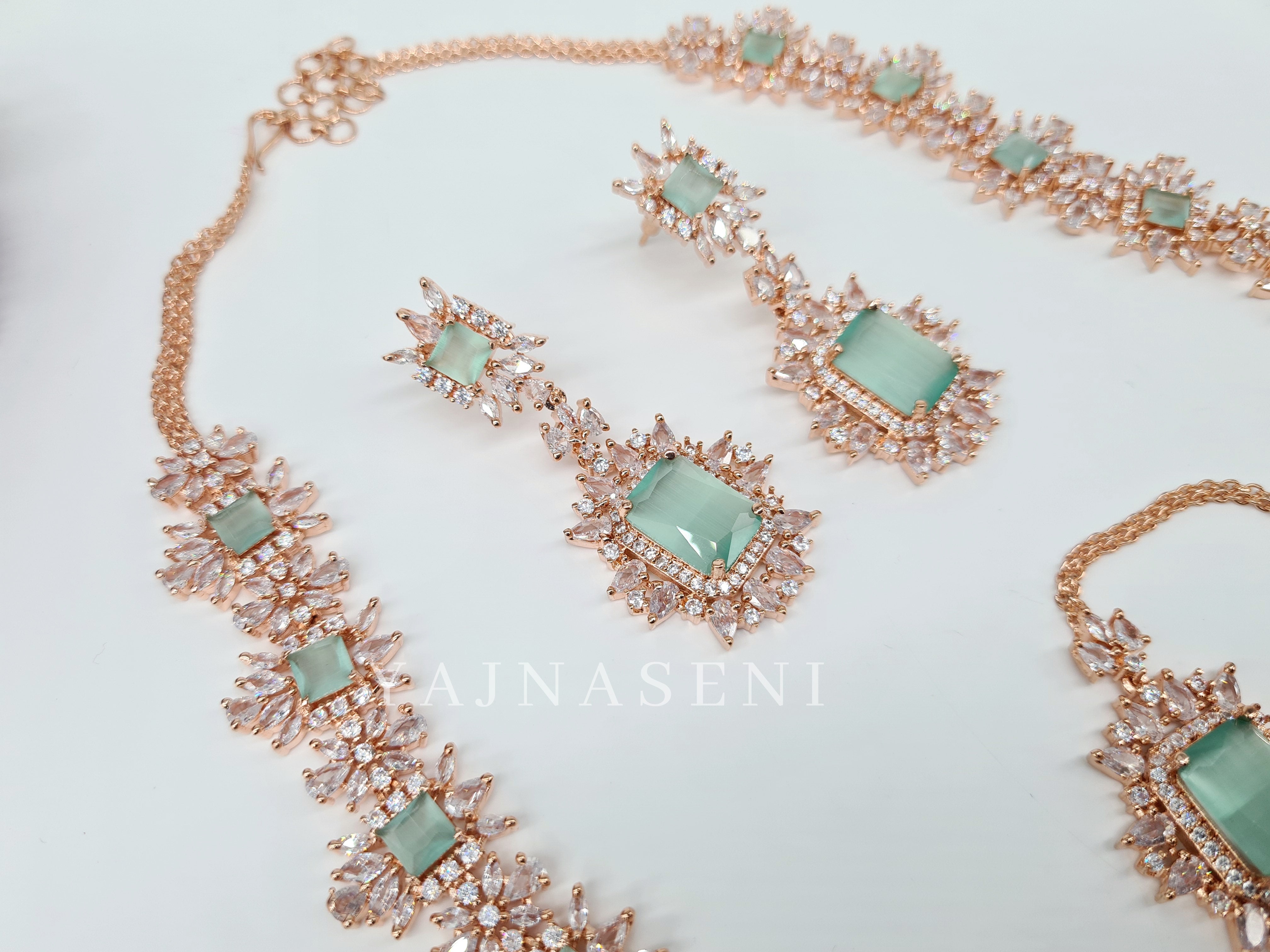 DIANA (necklace) - rosegold x mint