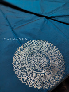 Soft Silk Borderless Silver Mandala Saree - Peacock Blue