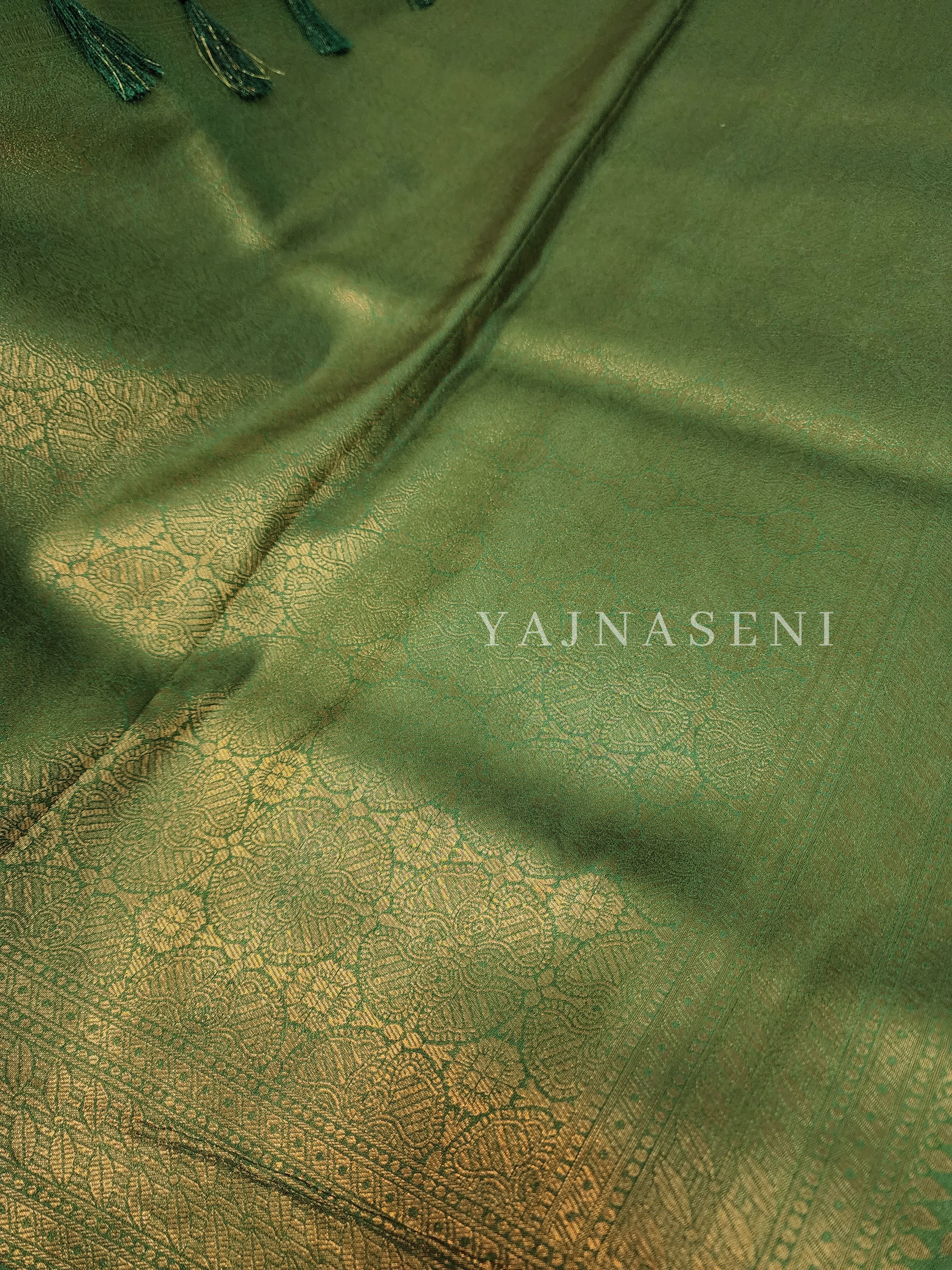 Soft Silk Copper Zari Saree - Green (brocade , leaf)
