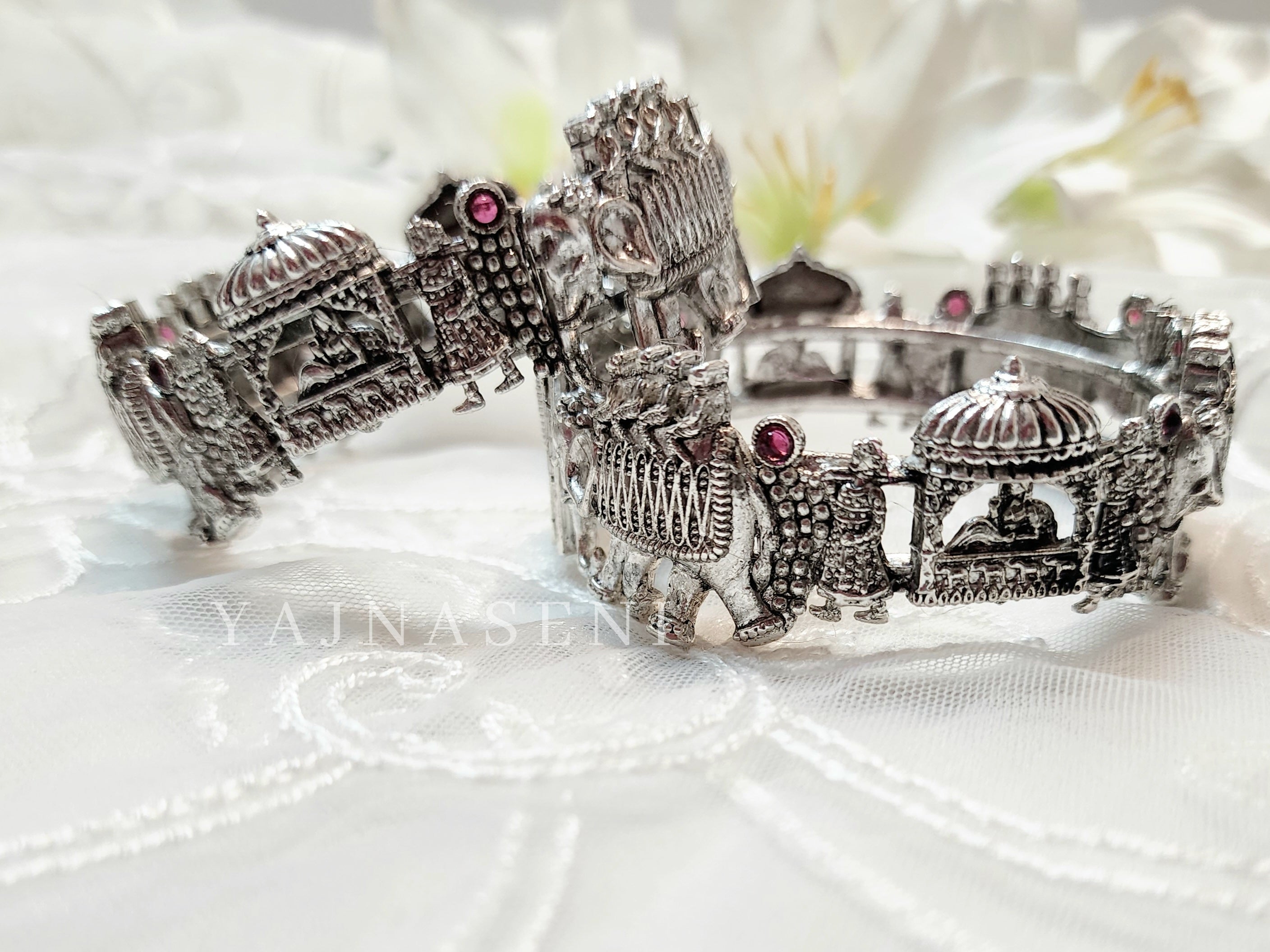 PADMAVATI - pair of kada, screw type (silver)