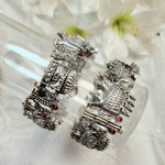 Load image into Gallery viewer, PADMAVATI - pair of kada, screw type (silver)
