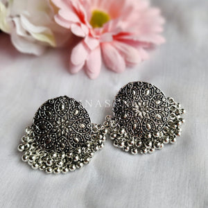Ghungaroo studs