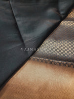 Load image into Gallery viewer, Banarasi Soft Silk Saree x Light Gold Zari - Dark Cyan
