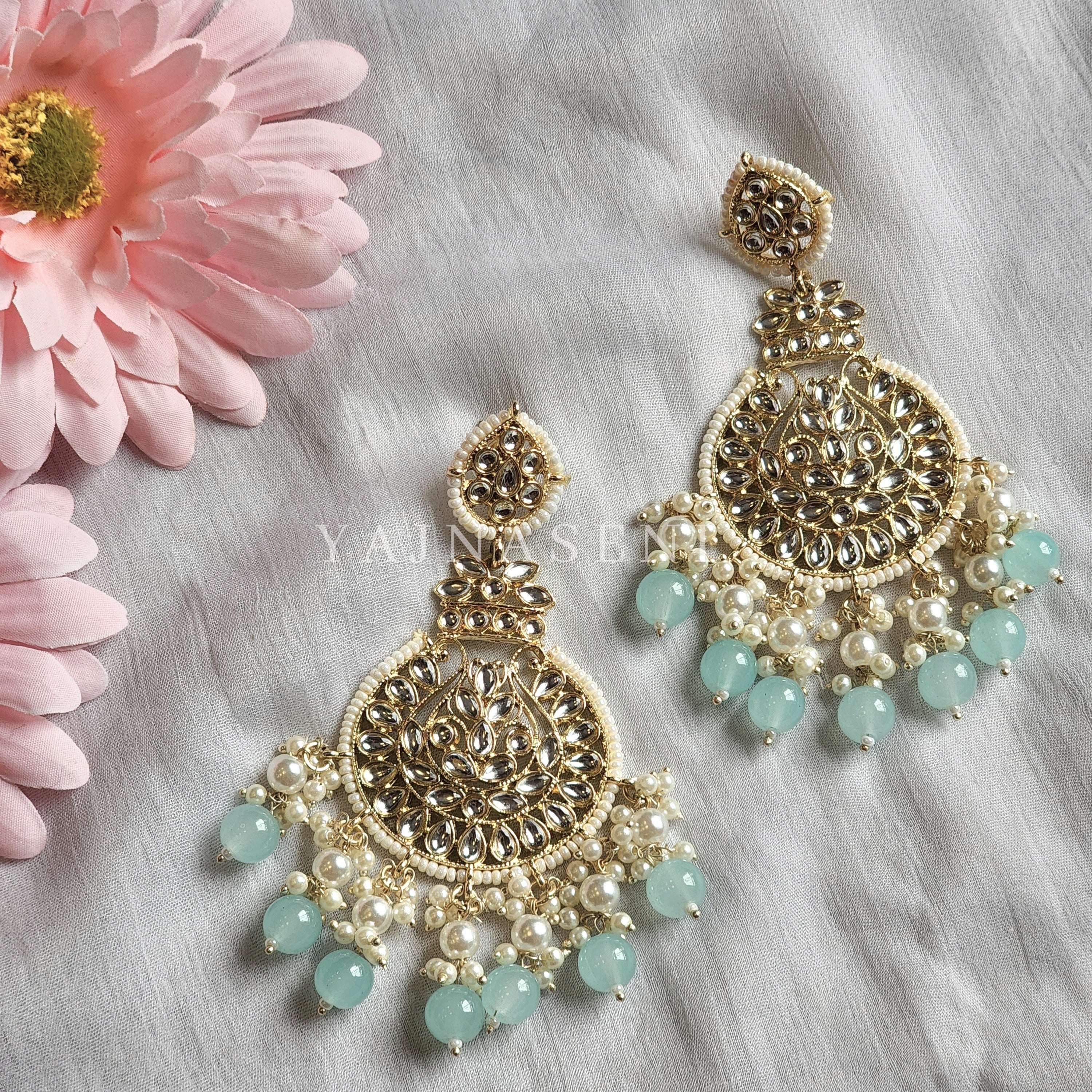 MITHRA earrings (pastel blue)