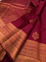 Load image into Gallery viewer, Mulberry - Pure Kanjivaram Silk Saree with Copper Zari
