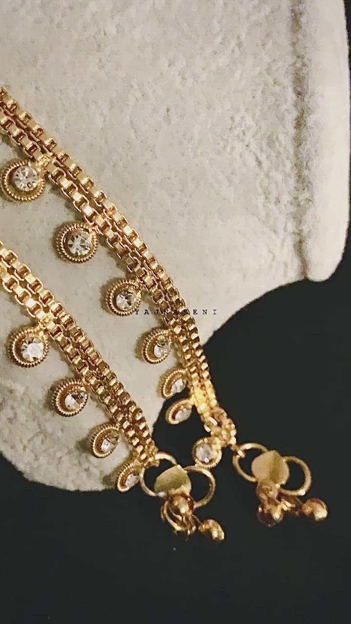 Anklet - Classic White (Gold)