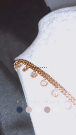 Load and play video in Gallery viewer, Anklet - Classic White (Gold)

