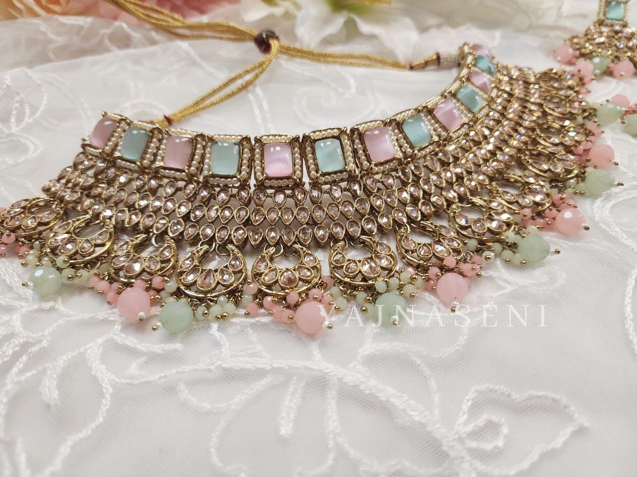 MOUNIKA (pastel : mint x pink)