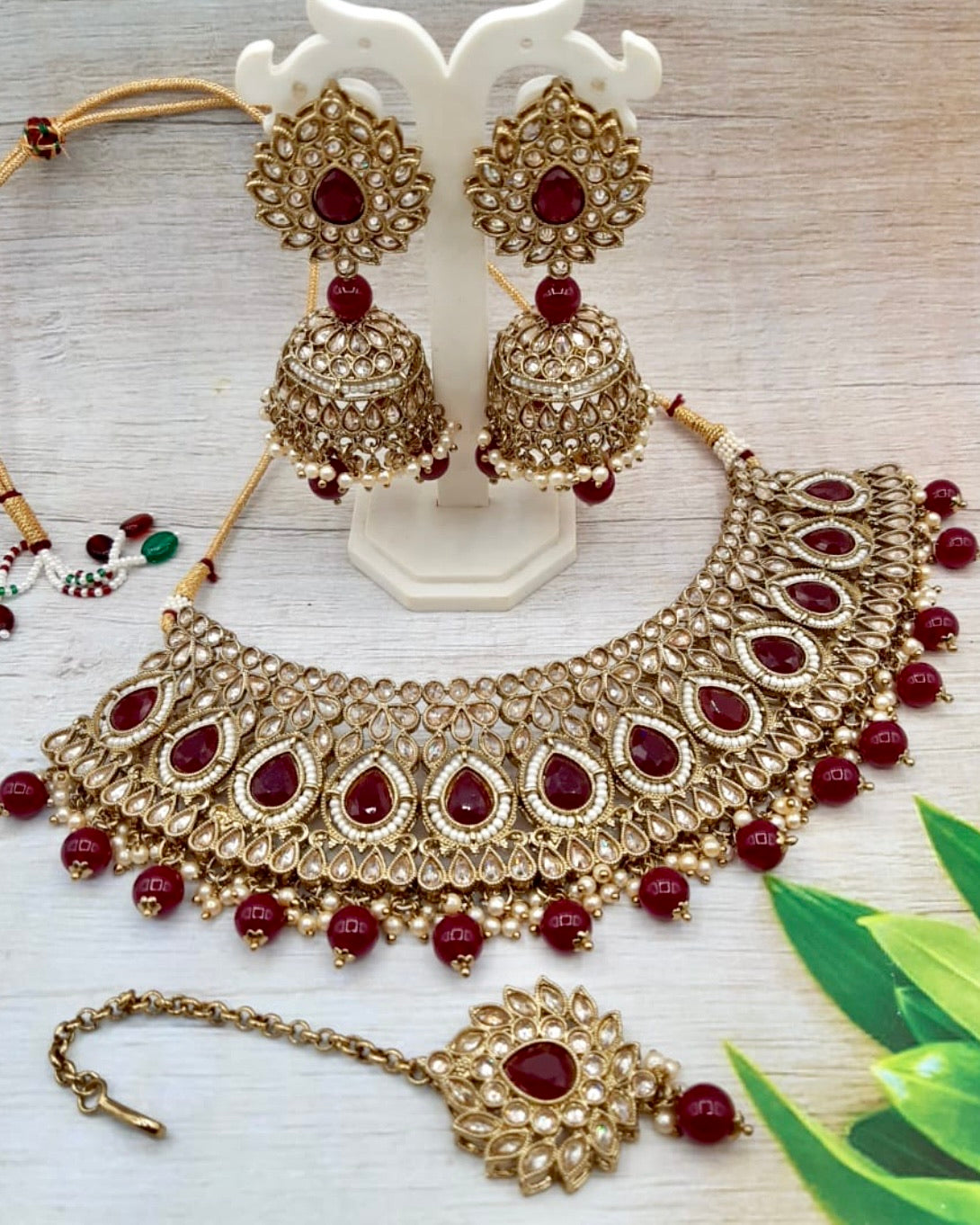 VEDHA (maroon)