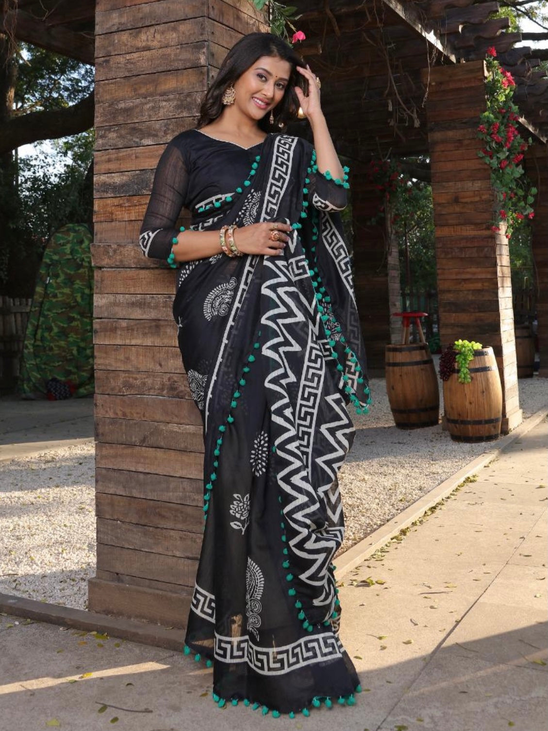PomPom x Mulmul Cotton Handblock Printed Saree : Black