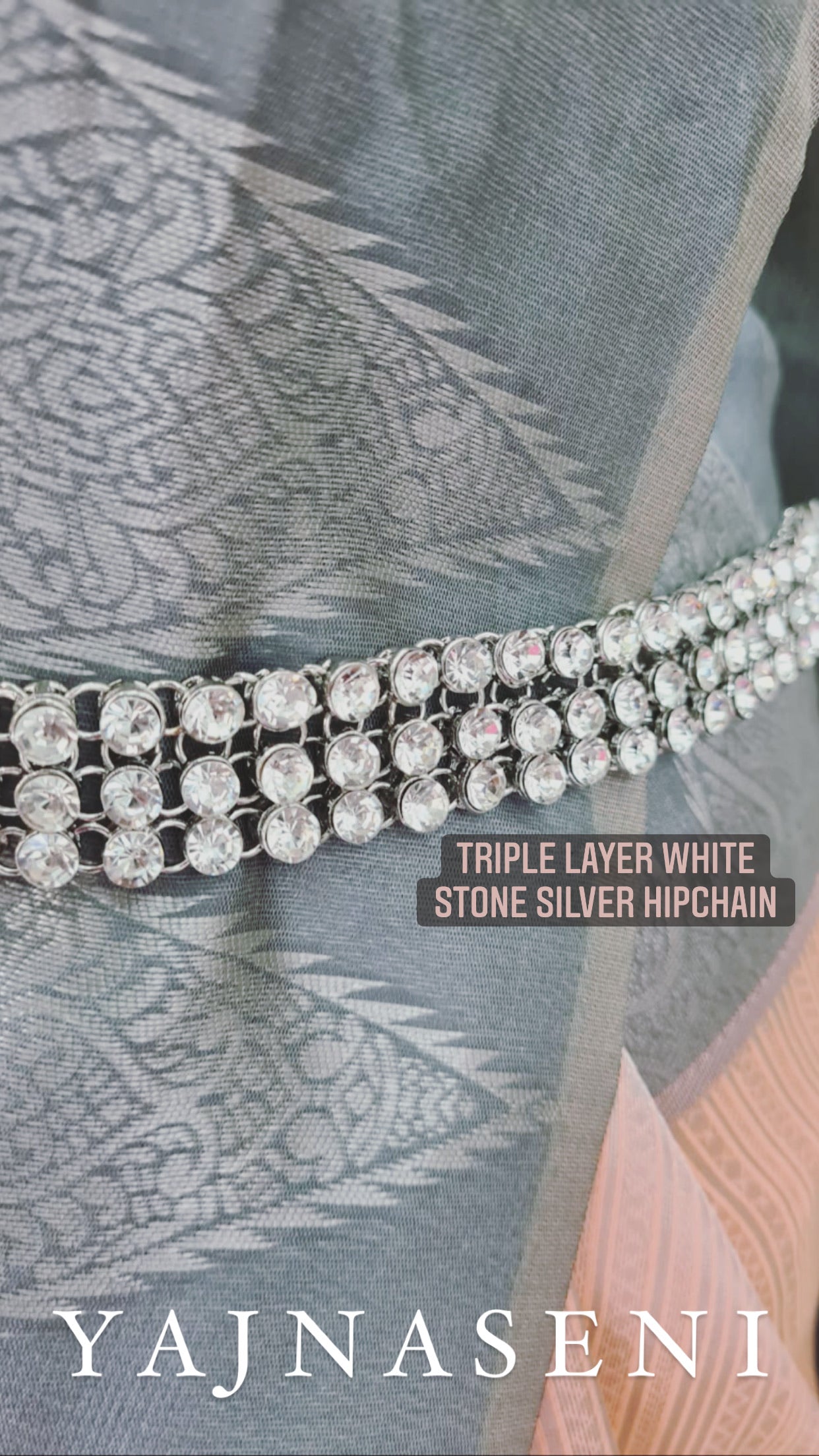 Hipchain - Triple layer white stones (silver)